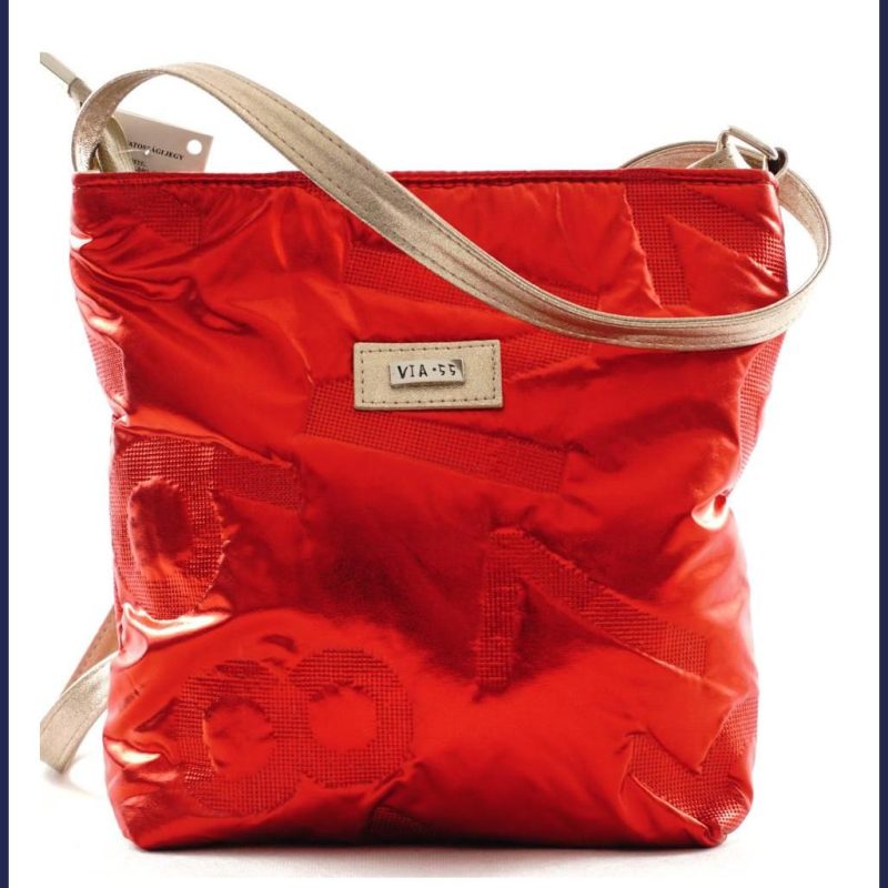 VIA55 női keresztpántos táska vízhatlan anyagból, piros nagymeretunoitaska.hu a