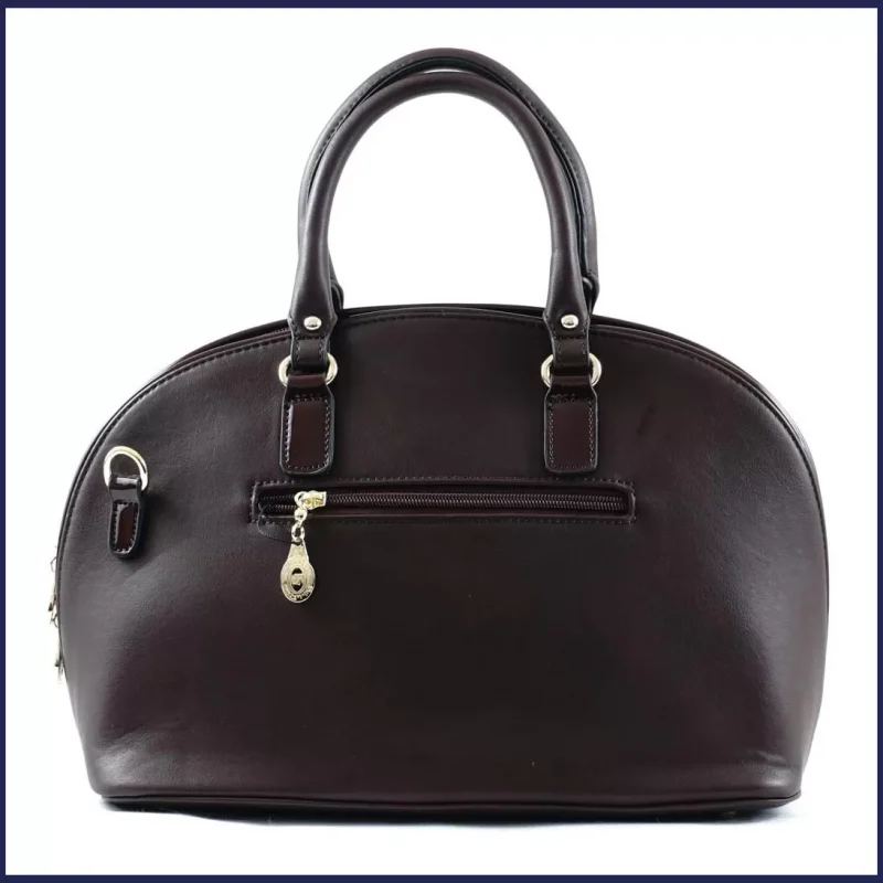 Silvia Rosa elegáns női kézitáska elején arany színű fém díszítéssel, rostbőr, barna nagymeretunoitaska-hu 3